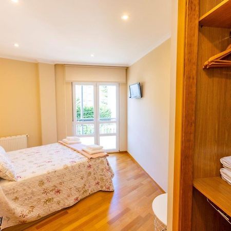 Apartamentos Riamar 2 Ribadeo Dış mekan fotoğraf