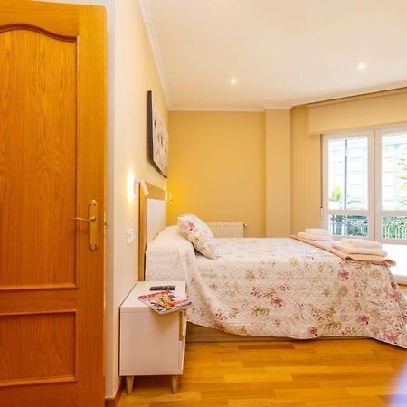 Apartamentos Riamar 2 Ribadeo Dış mekan fotoğraf
