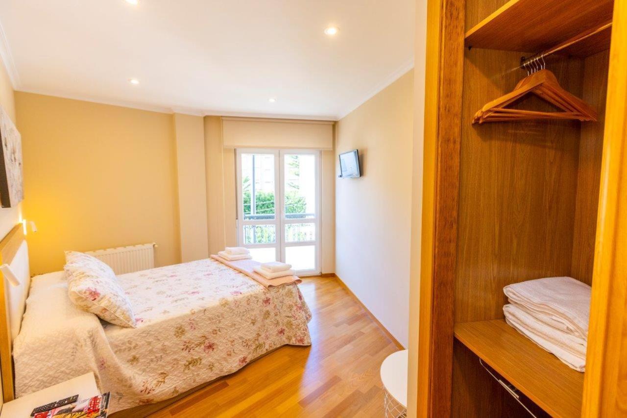 Apartamentos Riamar 2 Ribadeo Dış mekan fotoğraf